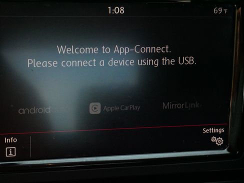 Used 2018 Volkswagen Jetta SE FWD image 29