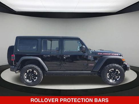 Used 2025 Jeep Wrangler Unlimited Rubicon AWD/4WD image 7