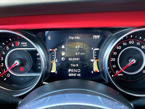 Used 2021 Jeep Gladiator Rubicon AWD/4WD image 20