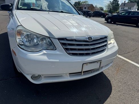 Used 2008 Chrysler Sebring Limited FWD image 14