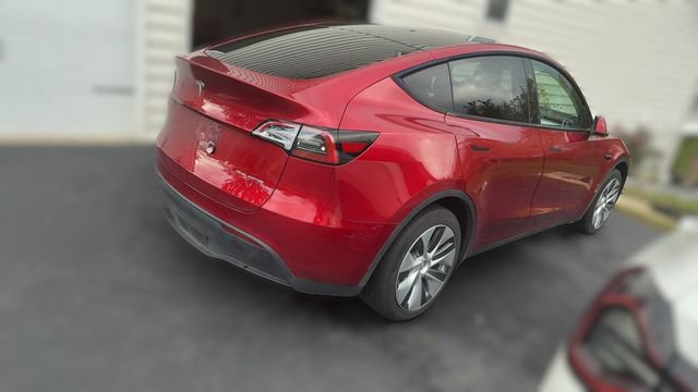 Used 2024 Tesla Model Y Long Range AWD/4WD image 4