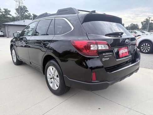 Used 2016 Subaru Outback 2.5i Premium AWD/4WD image 6