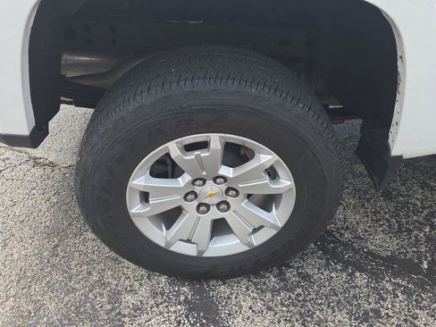 Used 2022 Chevrolet Colorado LT w/ Fleet Safety Package RWD image 24