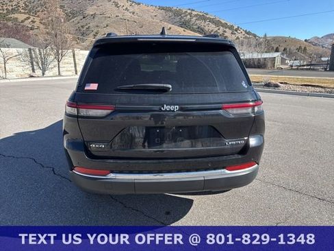 Used 2023 Jeep Grand Cherokee Limited image 7