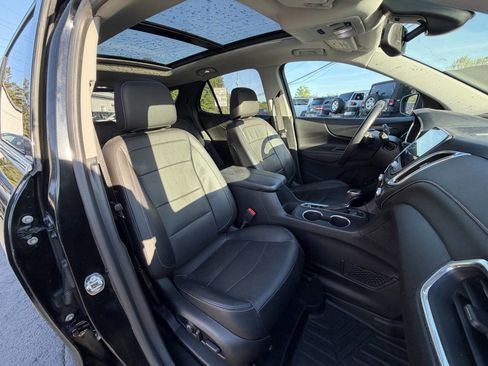 Used 2018 Chevrolet Equinox Premier AWD/4WD image 6