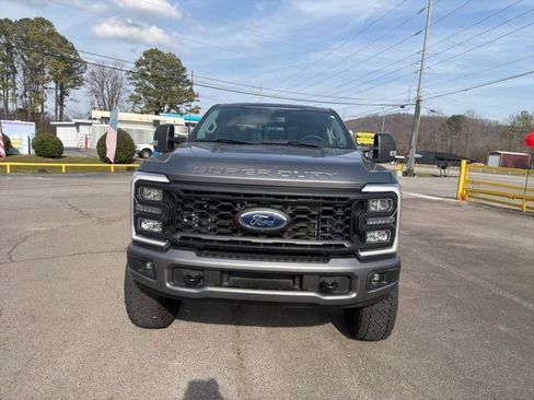 Used 2024 Ford F250 XLT w/ XLT Premium Package image 5