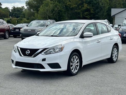 Used 2019 Nissan Sentra SV FWD image 3