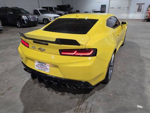 Used 2017 Chevrolet Camaro LT w/ RS Package RWD image 10