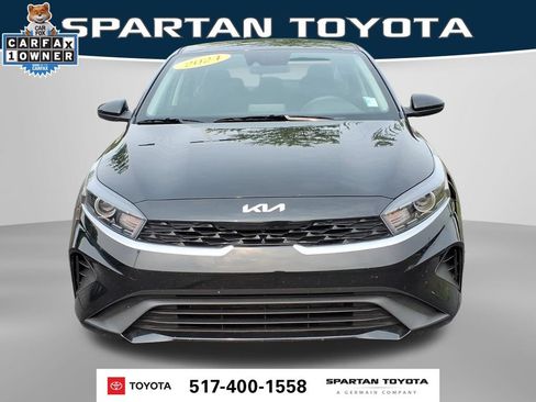 Used 2024 Kia Forte LXS FWD image 3