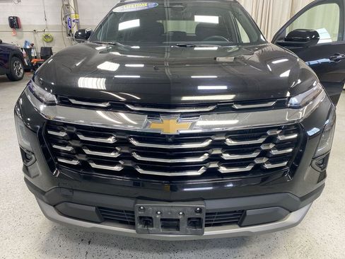 Certified 2025 Chevrolet Equinox LT w/ Convenience Package II AWD/4WD image 40
