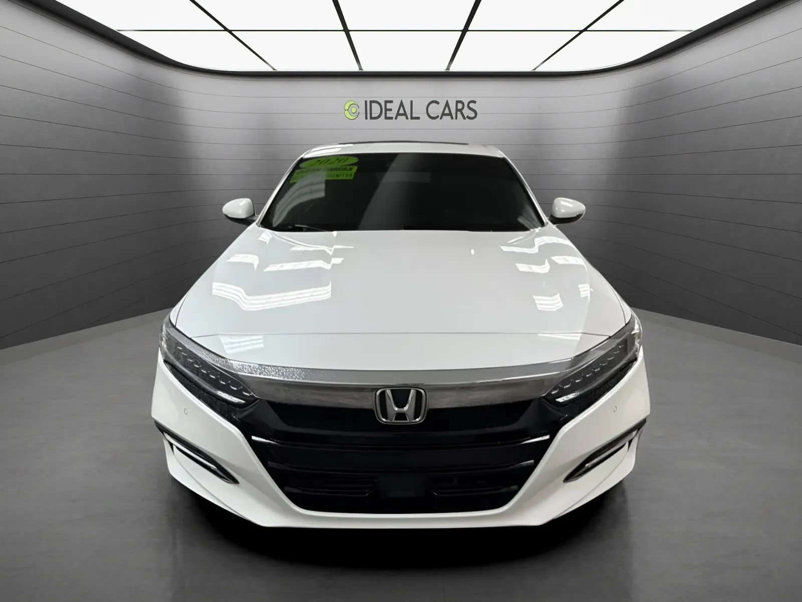 Used 2020 Honda Accord Touring image 2