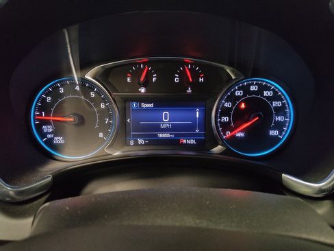 Used 2023 Chevrolet Equinox LT w/ Driver Convenience Package FWD image 23