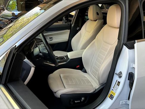 Used 2023 BMW i4 eDrive35 w/ Premium Package RWD image 7