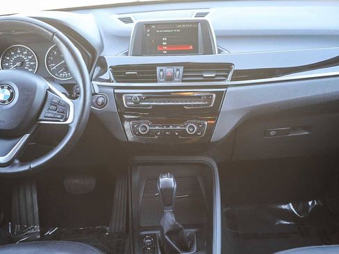 Used 2018 BMW X1 sDrive28i image 13