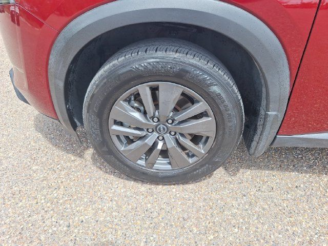 Certified 2024 Nissan Pathfinder SV FWD image 27