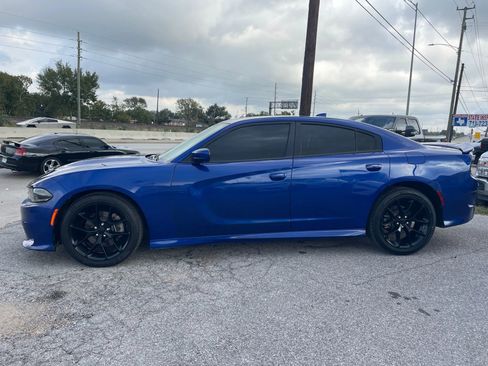 Used 2022 Dodge Charger GT RWD image 2