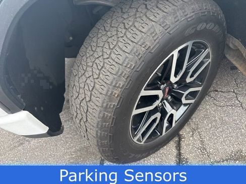 Used 2024 GMC Sierra 1500 AT4 w/ Technology Package image 8