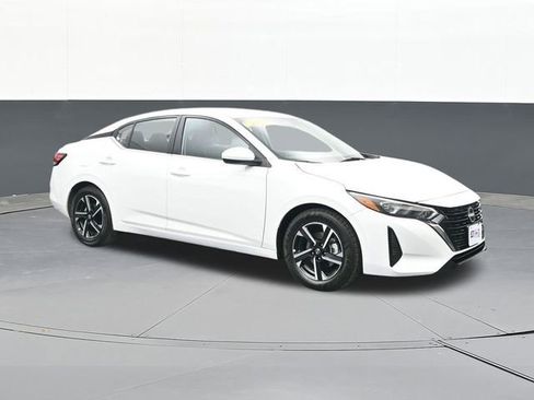 Used 2025 Nissan Sentra SV image 20