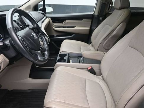 Used 2021 Honda Odyssey Elite image 17