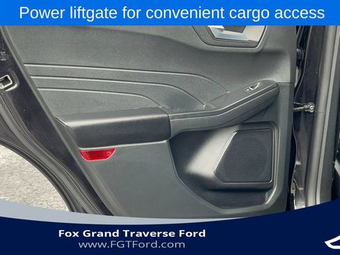 Certified 2025 Ford Escape ST-Line Select AWD/4WD image 30