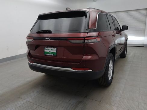 Used 2023 Jeep Grand Cherokee Laredo w/ Luxury Tech Group I AWD/4WD image 7