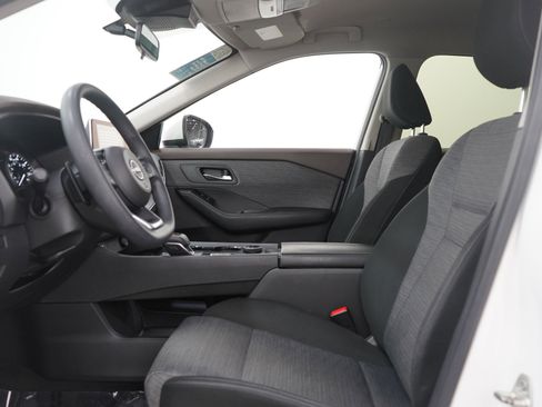 Used 2023 Nissan Rogue SV image 23