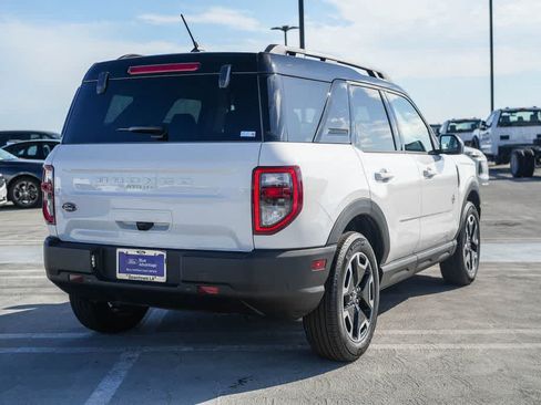 Certified 2024 Ford Bronco Sport Outer Banks w/ Tech Package AWD/4WD image 6