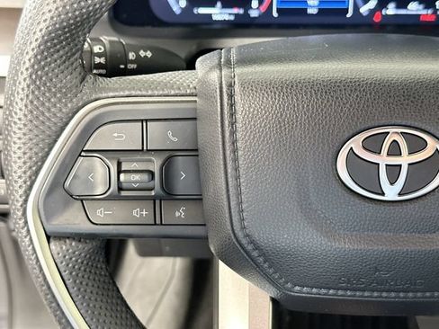 Used 2024 Toyota Tacoma TRD Off-Road w/ TRD Off Road Upgrade Package AWD/4WD image 20