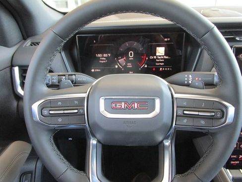 New 2027 GMC Terrain Elevation w/ Elevation Premium Package FWD image 30