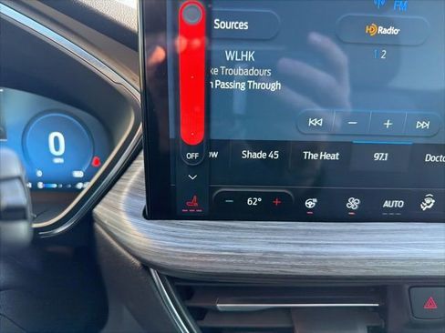 Used 2023 Ford Escape Platinum w/ Premium Technology Package image 30