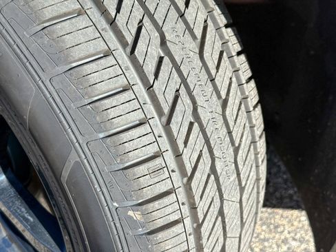 Used 2023 Chevrolet Traverse Premier w/ Redline Edition image 11