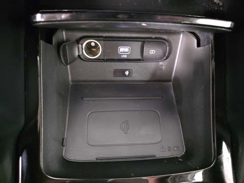 Used 2022 Kia Telluride EX w/ EX Premium Package image 19