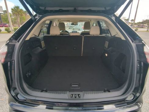 Certified 2022 Ford Edge SEL w/ Convenience Package image 14