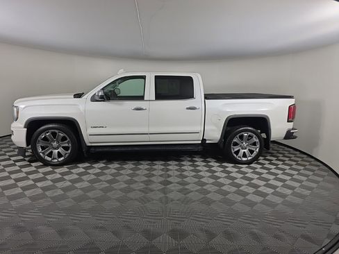 Used 2016 GMC Sierra 1500 Denali w/ Denali Ultimate Package image 2