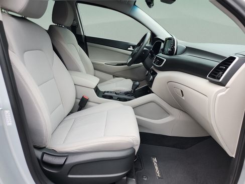 Used 2019 Hyundai Tucson Value AWD/4WD image 19