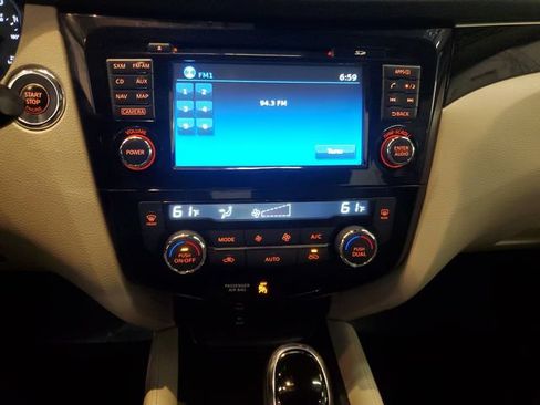 Used 2018 Nissan Rogue Sport SL w/ SL Premium Package AWD/4WD image 19