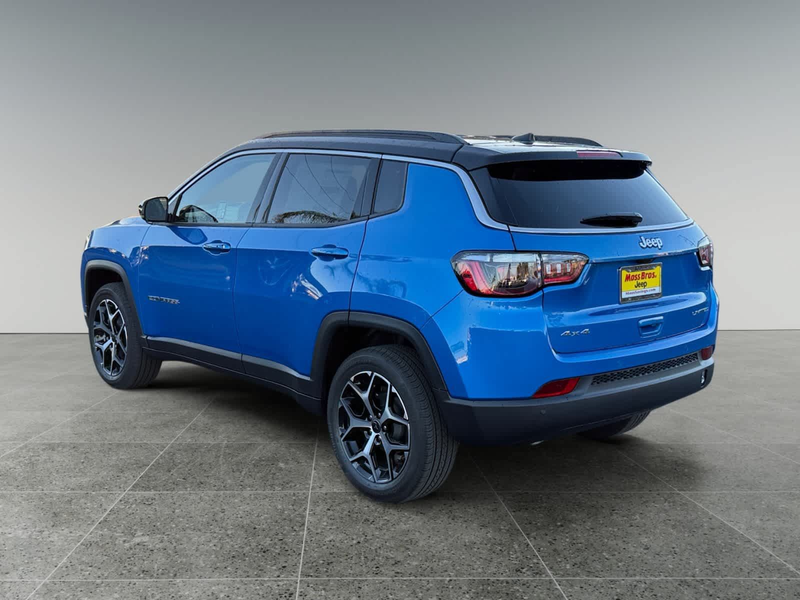 Used 2026 Jeep Compass Limited AWD/4WD image 3