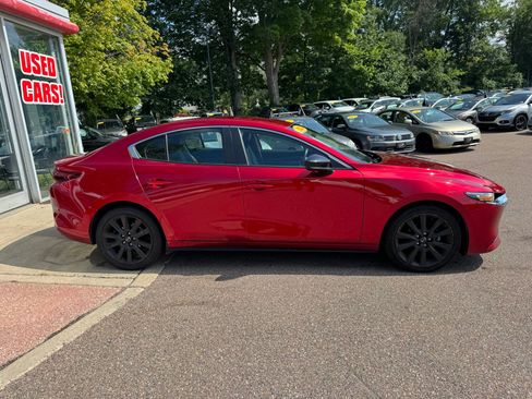 Used 2024 MAZDA MAZDA3 s FWD image 8