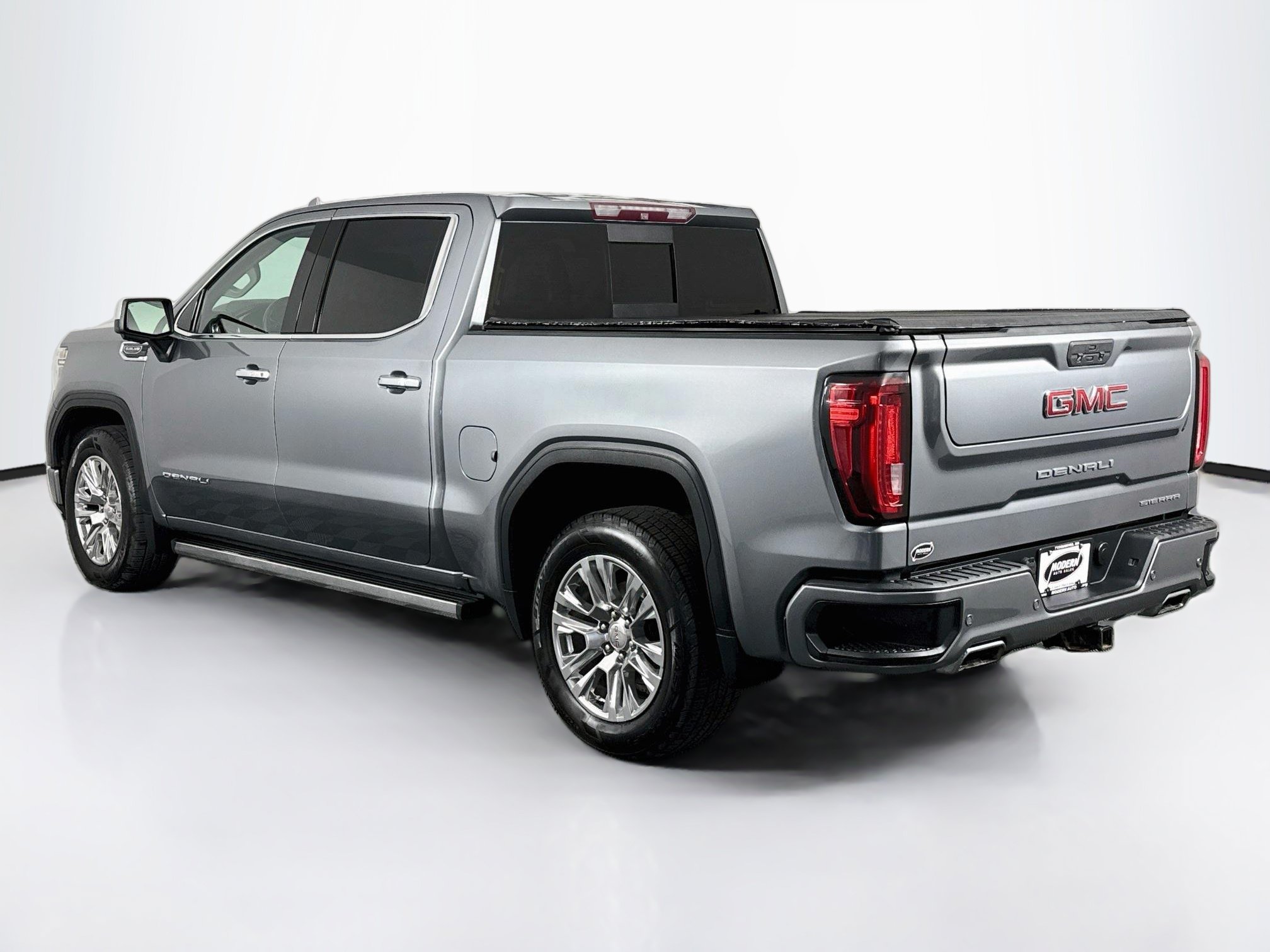Used 2019 GMC Sierra 1500 Denali w/ Technology Package AWD/4WD image 13