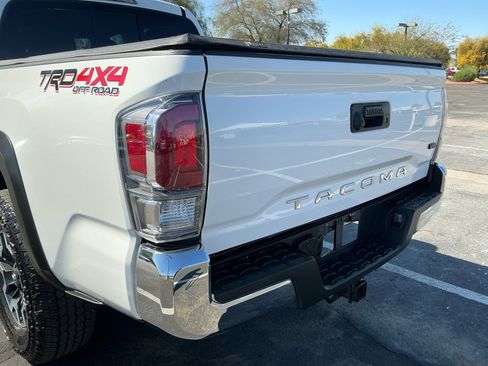 Certified 2023 Toyota Tacoma TRD Off-Road image 24