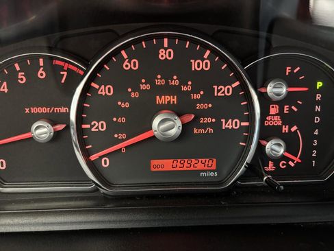 Used 2011 Mitsubishi Galant SE image 16