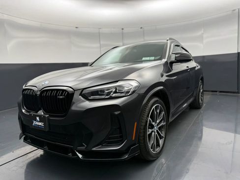 Used 2023 BMW X4 M40i AWD/4WD image 2