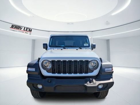 New 2026 Jeep Wrangler Sport S image 7