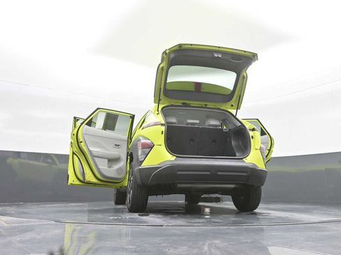 Used 2024 Hyundai Kona SEL w/ Convenience Package image 42