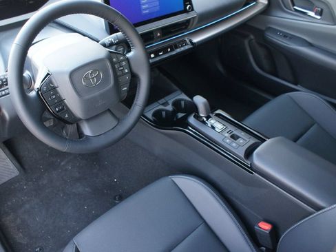 Used 2026 Toyota Prius Limited w/ Limited Premium Package FWD image 24