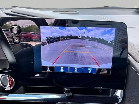 Used 2024 Chevrolet Corvette Z06 RWD image 23