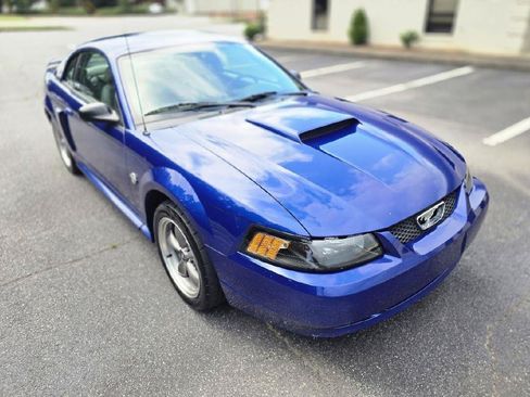 Used 2004 Ford Mustang GT RWD image 11