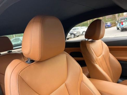 Used 2023 BMW 430i Convertible w/ M Sport Package image 28
