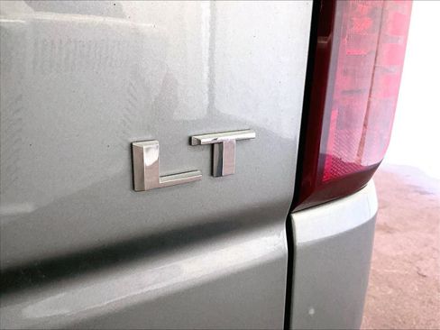 Used 2024 Chevrolet Silverado 1500 LT image 13