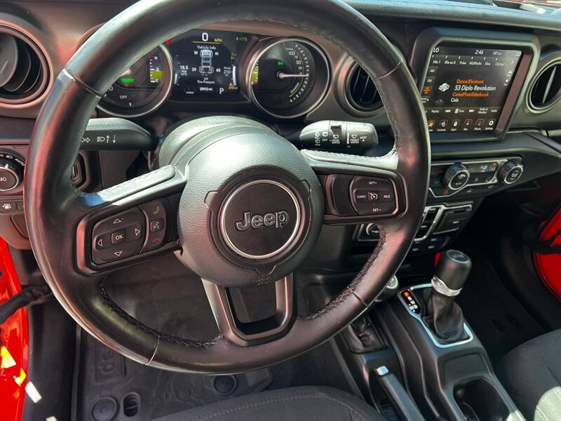 Used 2023 Jeep Wrangler Unlimited w/ Cold Weather Group AWD/4WD image 29